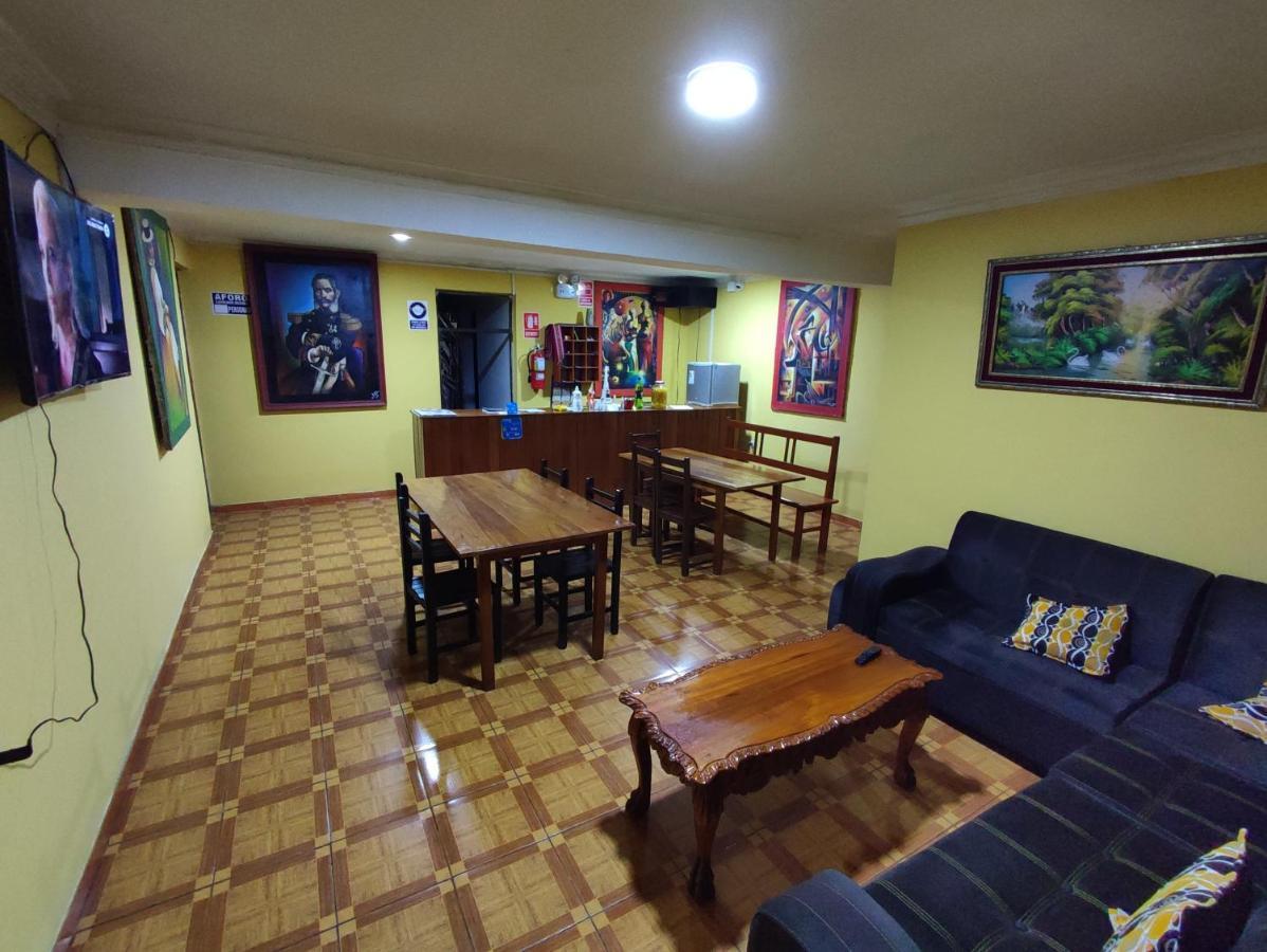 Hostel Las Gardenias Аякучо Екстер'єр фото
